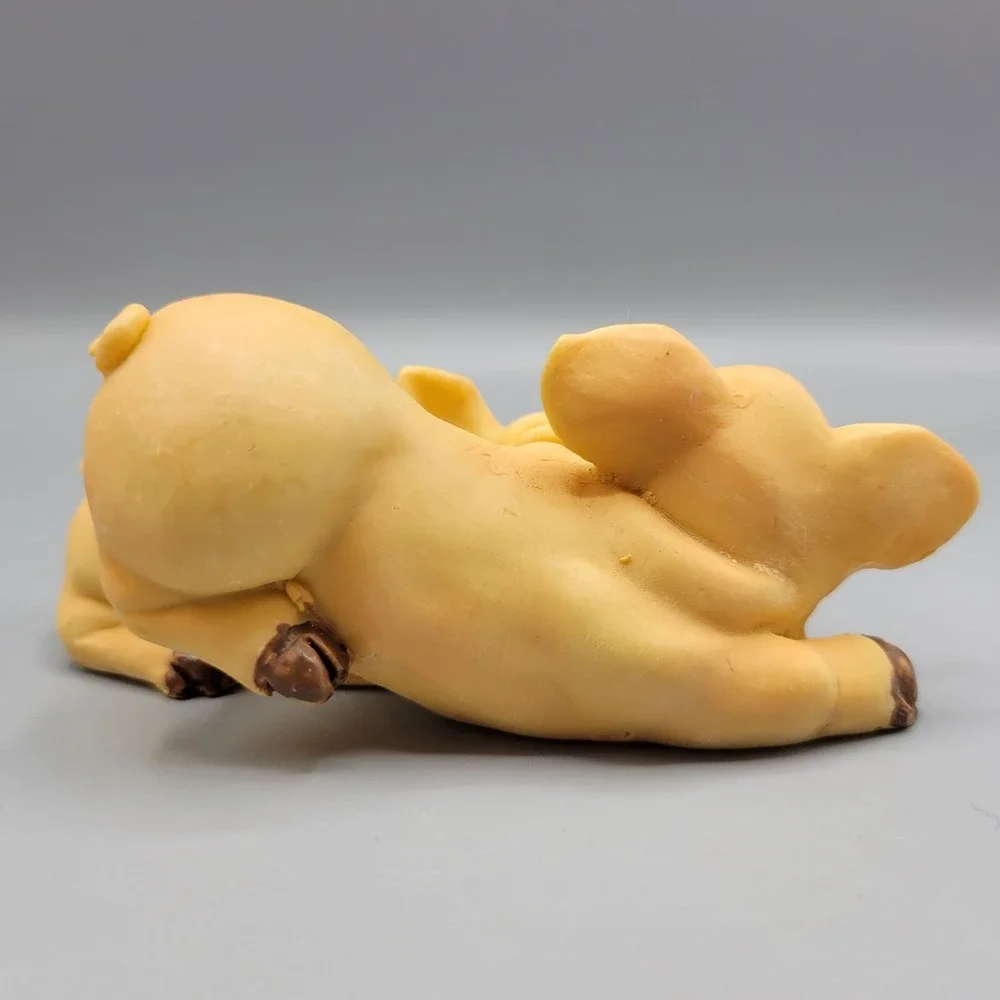 Vintage Pig Figurines Resin Sculptures Mamma & Baby Pig Playful Animal Decor